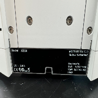 Mettler Toledo XS64 Analytical Balance image 3